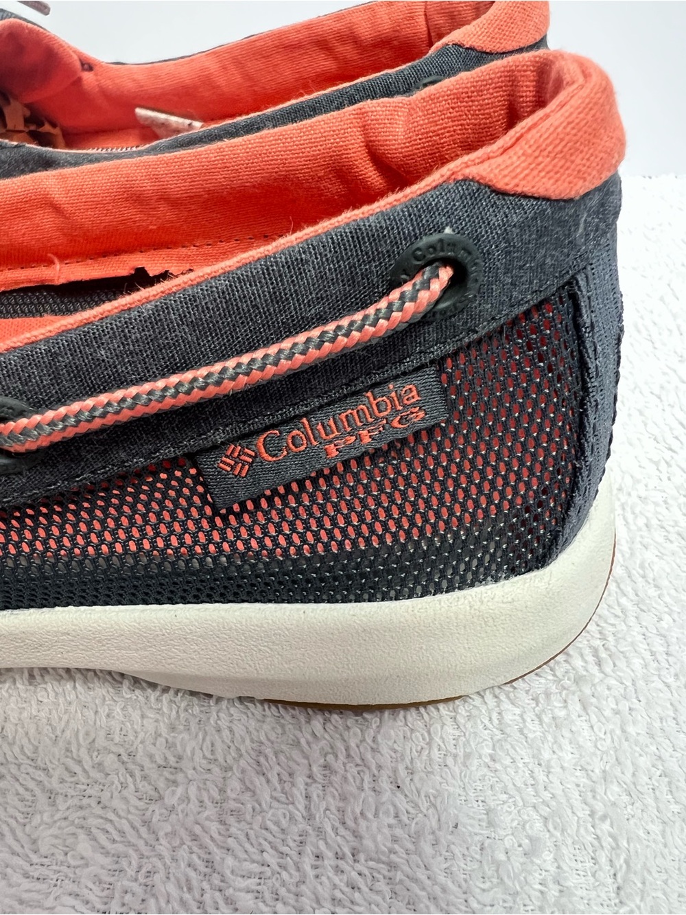 Columbia PFG Delray Loco II Women’s Boat Shoes Graphite/Coral Size 8.5 Casual - Picture 3 of 11